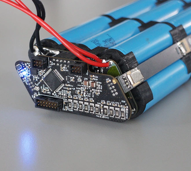 Bateria de lítio com BMS desenvolvida pela EDMTECH para as bicicletas